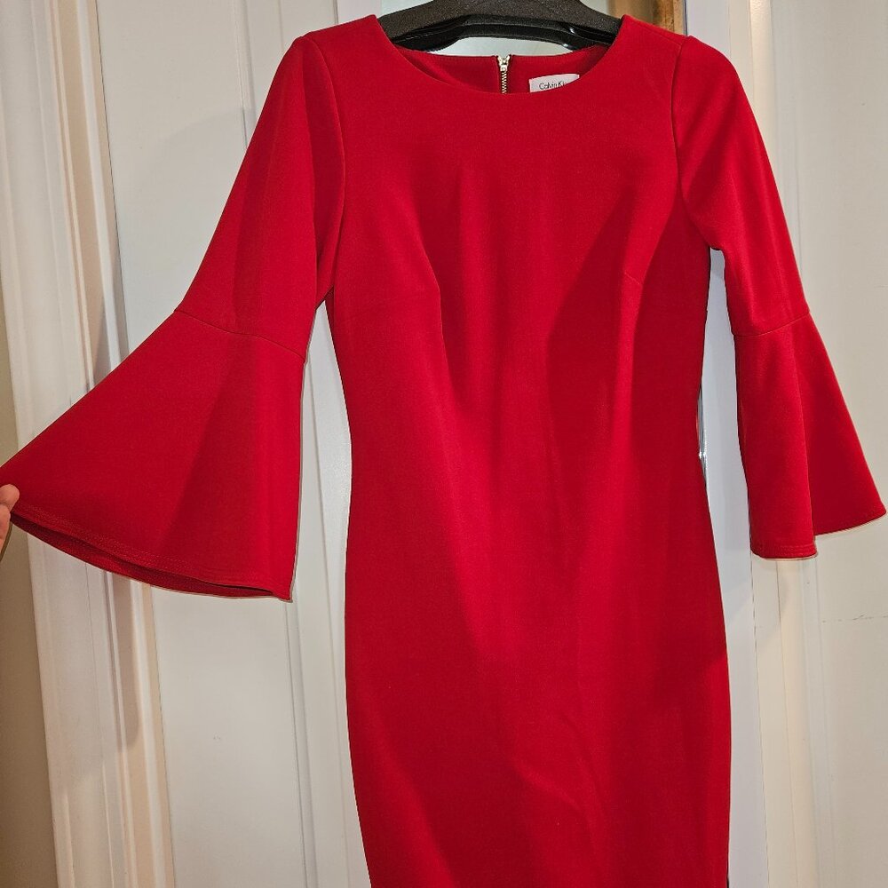 Elegant Red Dress with Zipper Detail